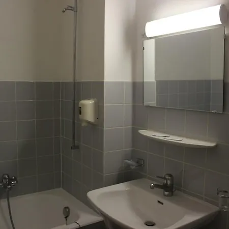 Petit Paradis Gasthof *